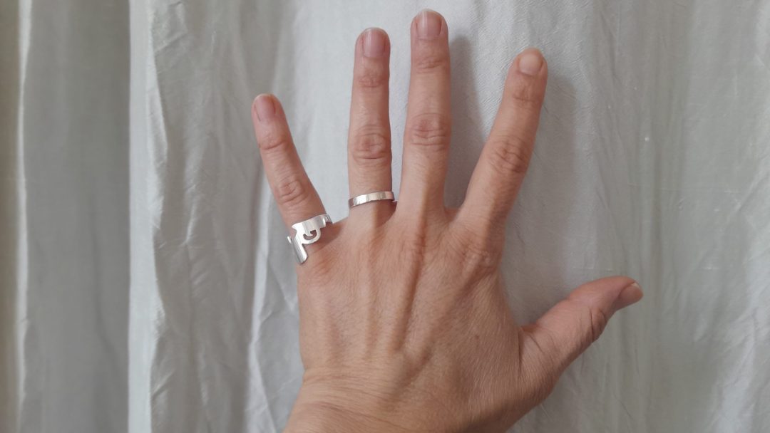 Signet ring (right-aligned pistol) - Image 2