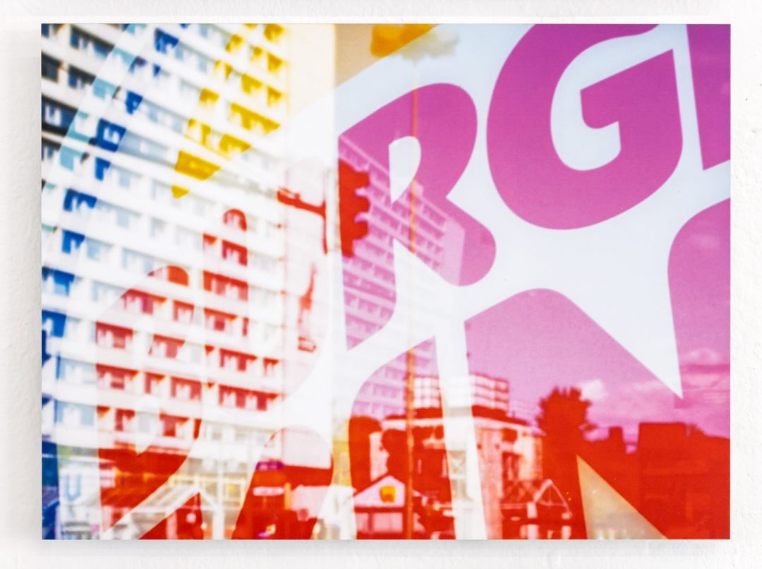 Hugo Stuber_Spiegelbilder am Bahnhof Zoo_2025 Nr. 4